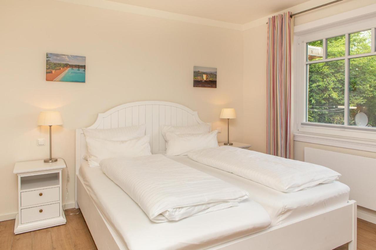 Haus Watthus - Wohnung Paradies Nebel Esterno foto