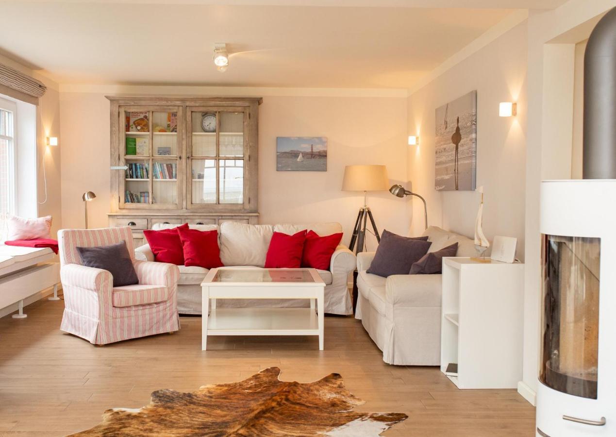 Haus Watthus - Wohnung Paradies Nebel Esterno foto