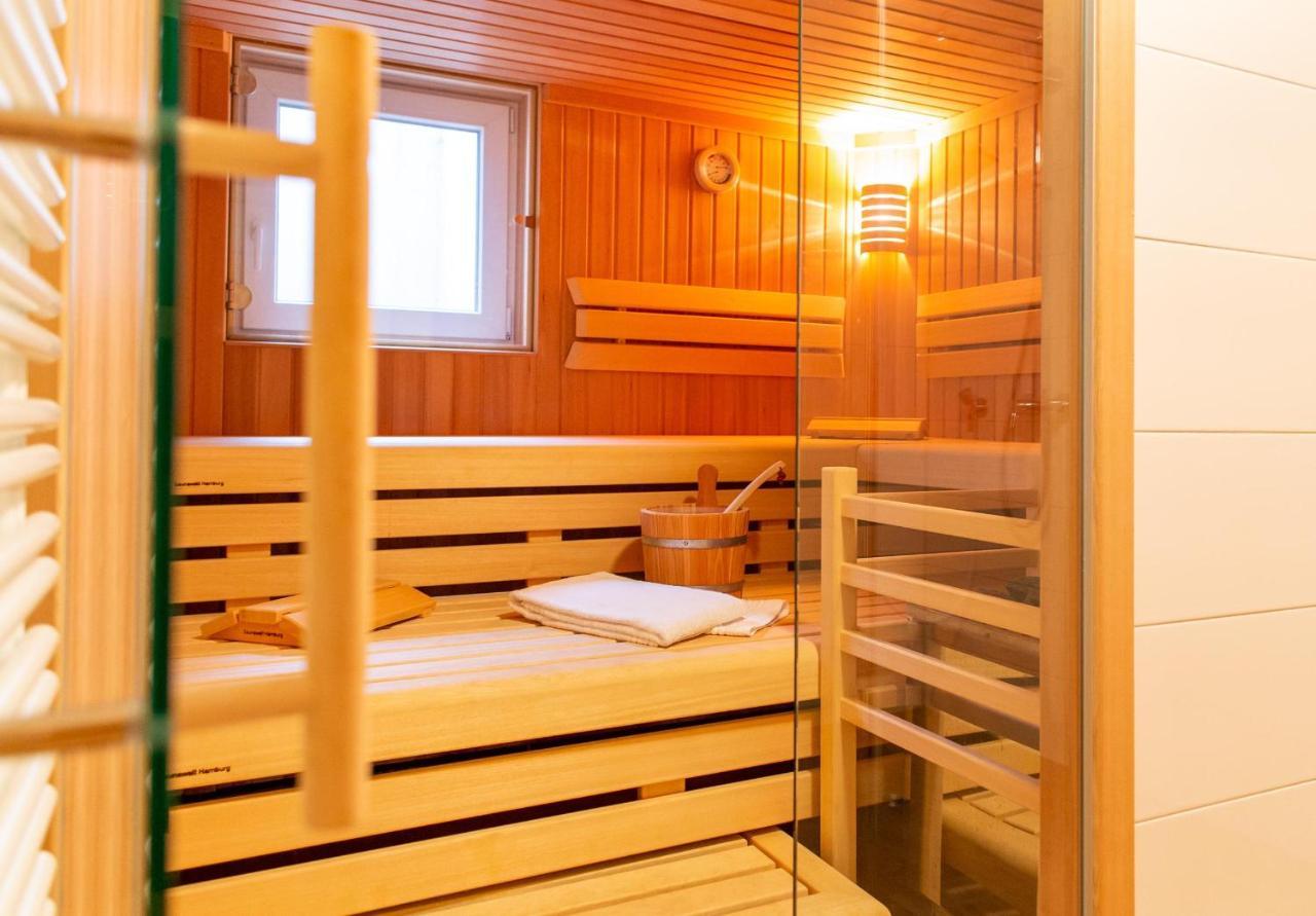 Haus Watthus - Wohnung Paradies Nebel Esterno foto