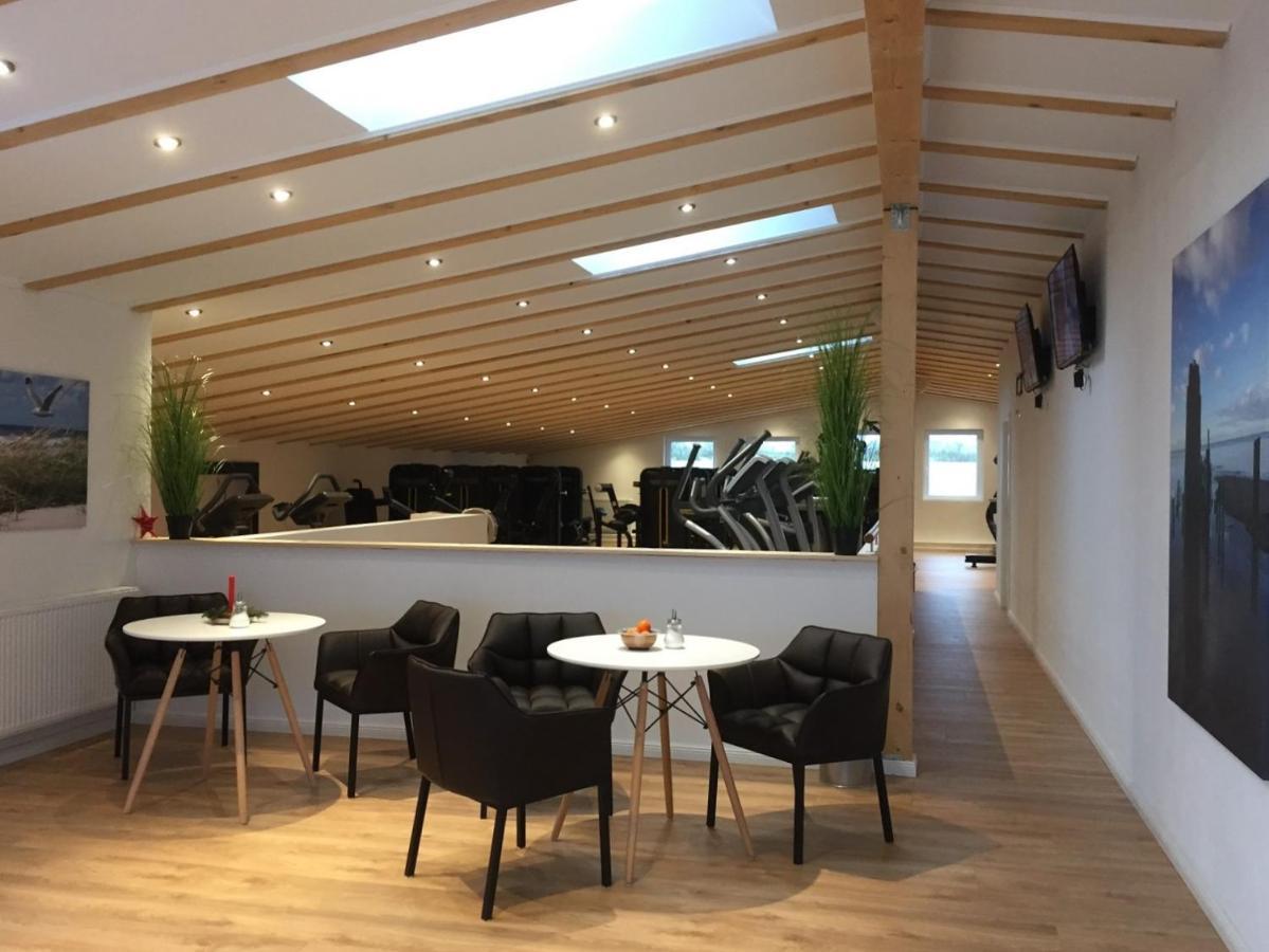 Haus Watthus - Wohnung Paradies Nebel Esterno foto